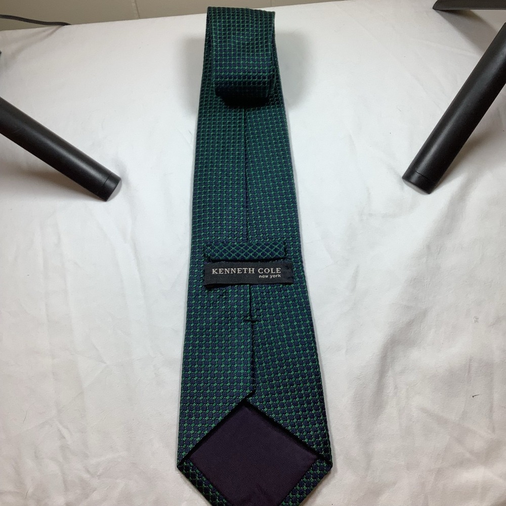 Kenneth Cole New York Green Black Geometric Textured Silk Men's Tie